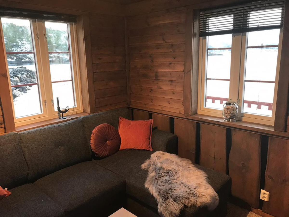 Vikaneset Havhotell Kristiansund Buitenkant foto