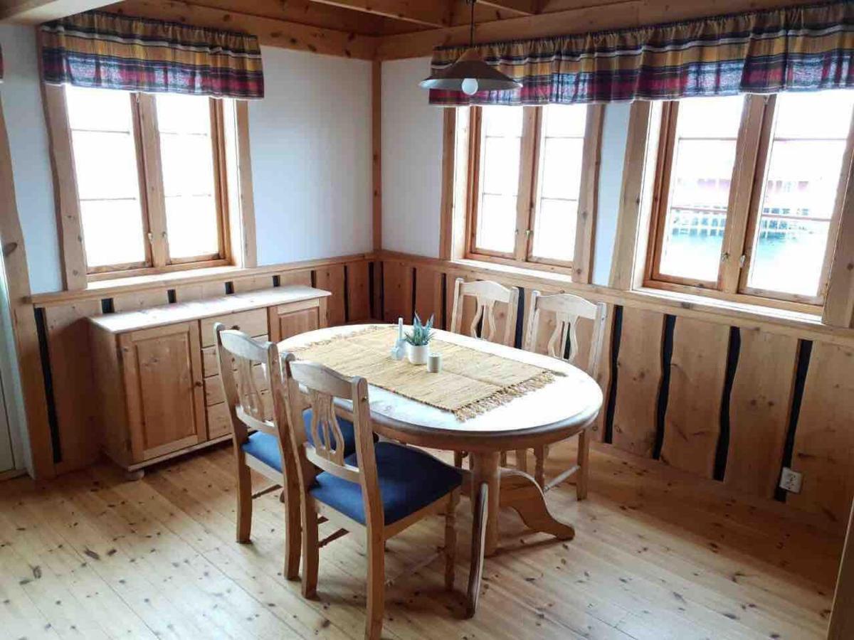 Vikaneset Havhotell Kristiansund Buitenkant foto